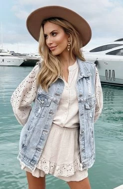 Denim Gilet Damaged -Kleding Promotie Winkel denim gilet damaged 6 586x900 4